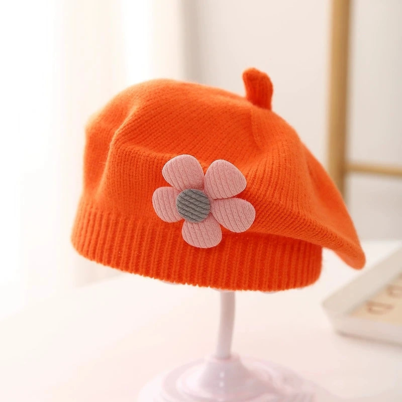 Blume Baby Baskenmütze Hut Winter Warme Gestrickte Beanie Cap für Kleinkind Mädchen Koreanische Kleinkind Prinzessin Künstler Einfarbig Maler Kappen