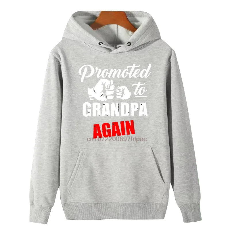 Modisches Winter-Essential: Hoodie „Wieder zum Opa befördert“ – Baby-Ankündigungs-Kapuzenpullover, Neu im Sortiment der Sweatshirts, Herrenbekleidung