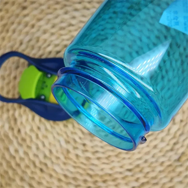 480 ml Baby-Fütterungsbecher, auslaufsichere Wasserflasche mit Strohhalm, tragbar, für Reisen, Fitnessstudio, Camping, Flasche, Safttrinkflasche für Kinder