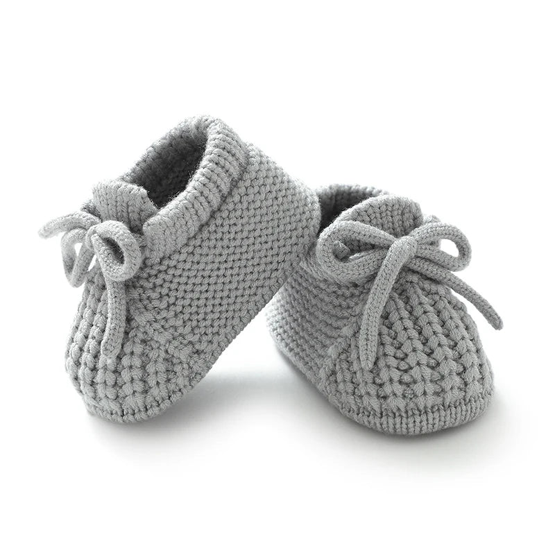 Baby Schuhe Gestrickte Neugeborenen Bett Schuhe 0-18M Warme Kleidung Zubehör Infant Jungen Mädchen Erste Stiefel Fashion Solid kleinkind Kind