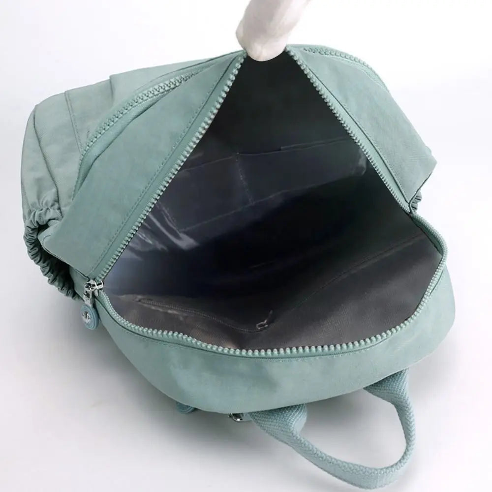 Lässige Umhängetasche mit großer Kapazität Student wasserdichter leichter Mini-Rucksack verschleiß feste kleine Rucksack reise