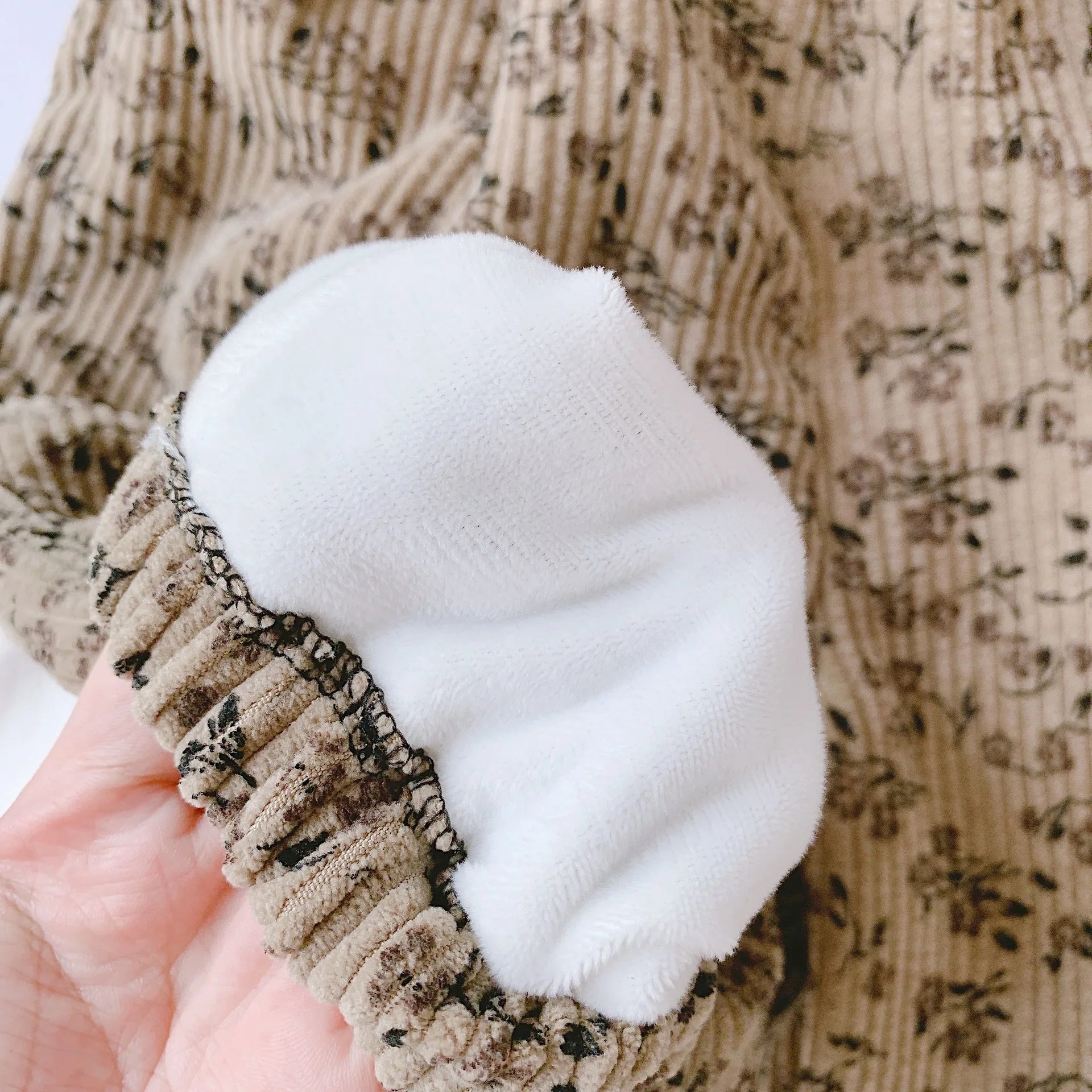 Koreanischer Stil Kleinkind Mädchen Cord Haremshose 1-8Y Leoparden-Blumendruck Herbst Winter gefütterte oder dünne Freizeithose
