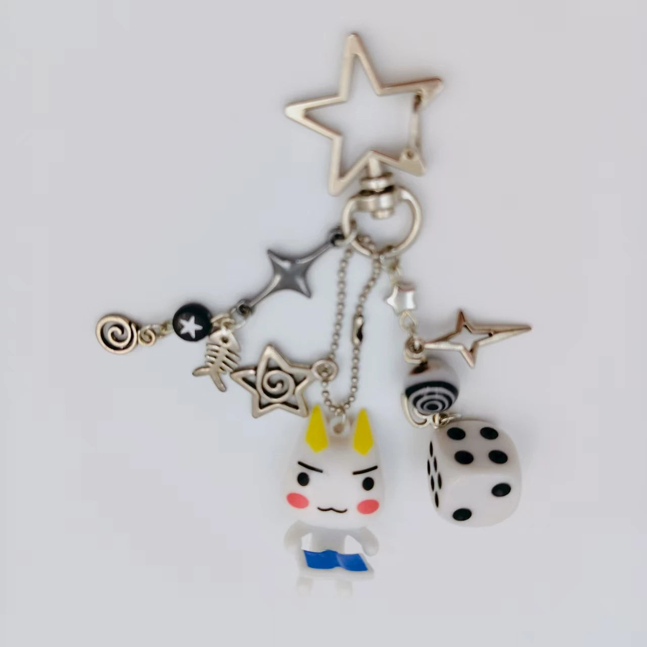 Handgemachter Toro Kuro Inoue Schlüsselanhänger Kätzchen Perlen Y2k Ästhetische Würfel Metall Anhänger Zubehör Telefon Charms Schlüsselanhänger Taschenanhänger Geschenk
