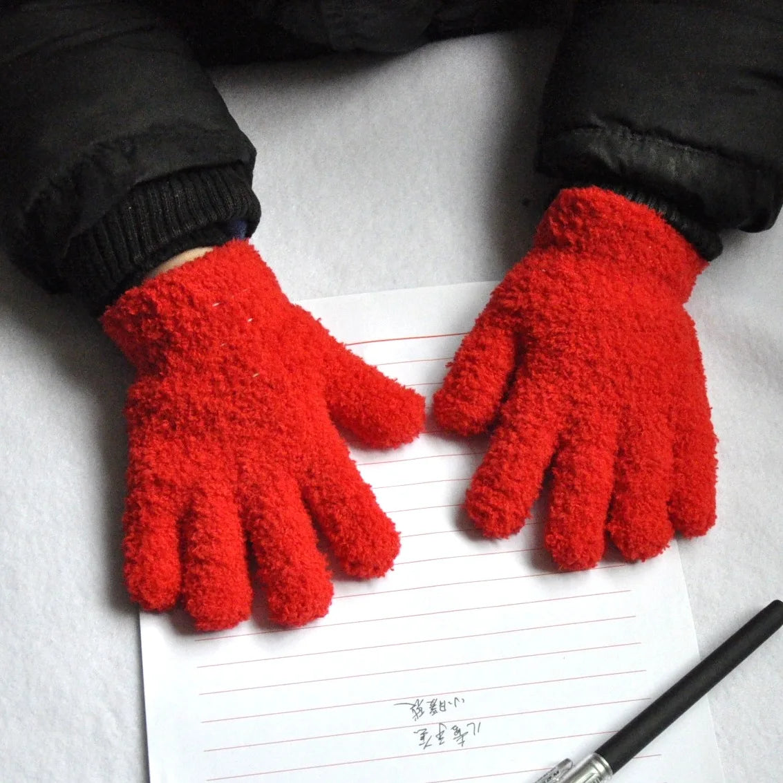 Kinder Handschuhe Für 3-6 Jahre Alte Winter Kinder Korallen Fleece Verdicken Baby Plüsch Pelzigen Volle Finger Handschuhe Weichen handschuhe Warm Halten