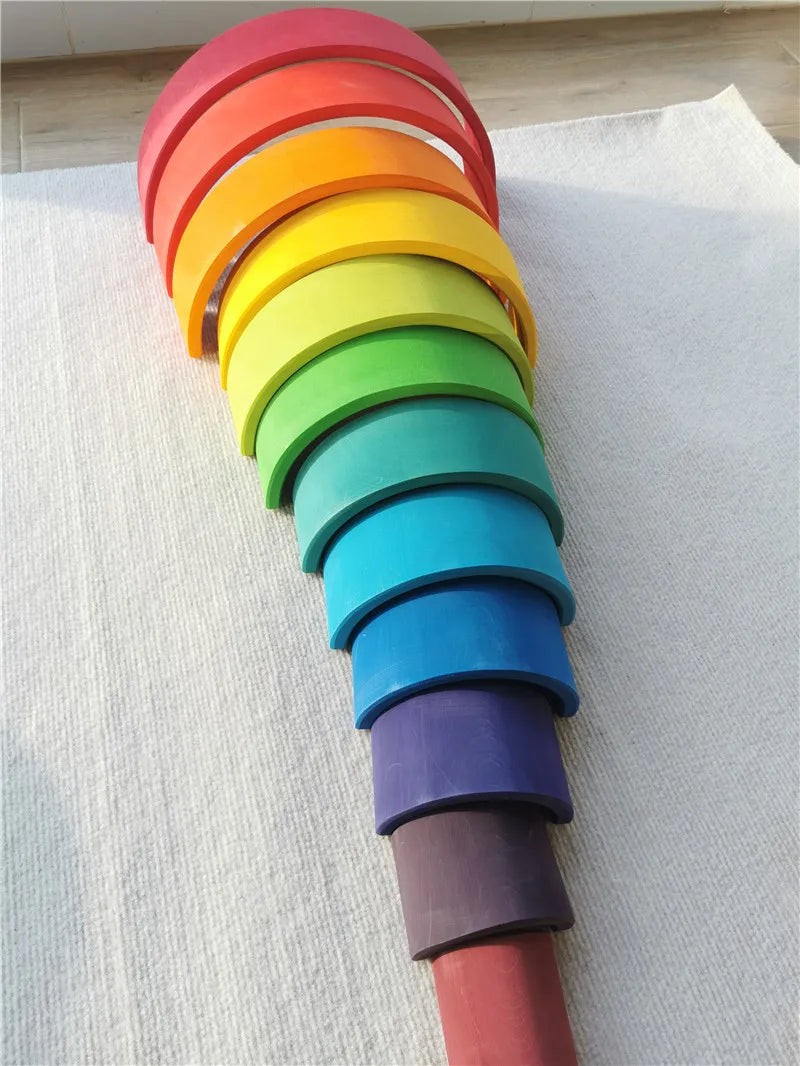 Regenbogen-Holzstapelblöcke