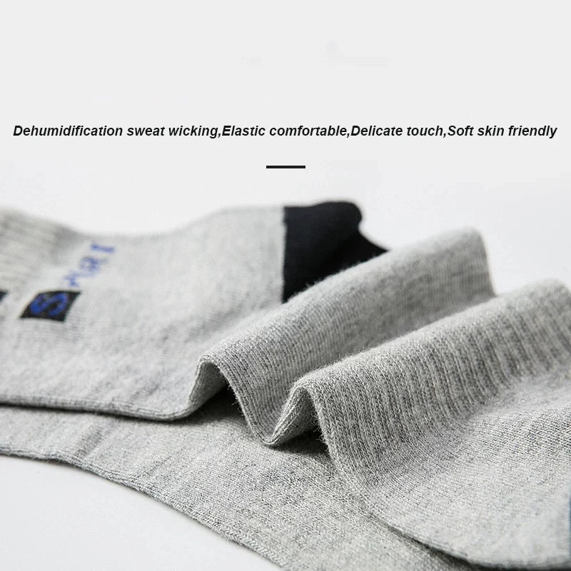 5 Paar Größe 37–43 Herren Bambusfaser Herbst Winter Herren Socken Atmungsaktive Baumwolle Sportsocke Atmungsaktive Deodorant Business Socken