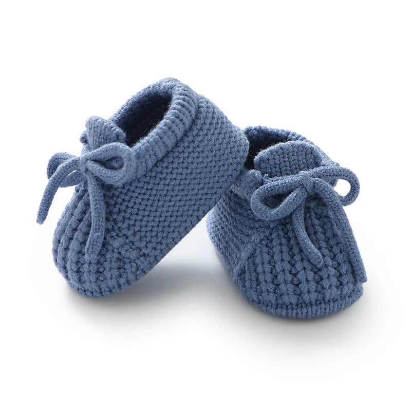 Baby Schuhe Gestrickte Neugeborenen Bett Schuhe 0-18M Warme Kleidung Zubehör Infant Jungen Mädchen Erste Stiefel Fashion Solid kleinkind Kind