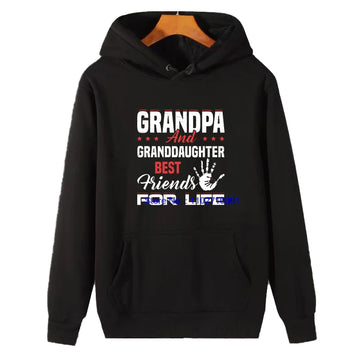 Herren-Wintermode, dicker Kapuzenpullover, Opa und Enkelin, beste Freunde fürs Leben, grafisches Kapuzen-Sweatshirt