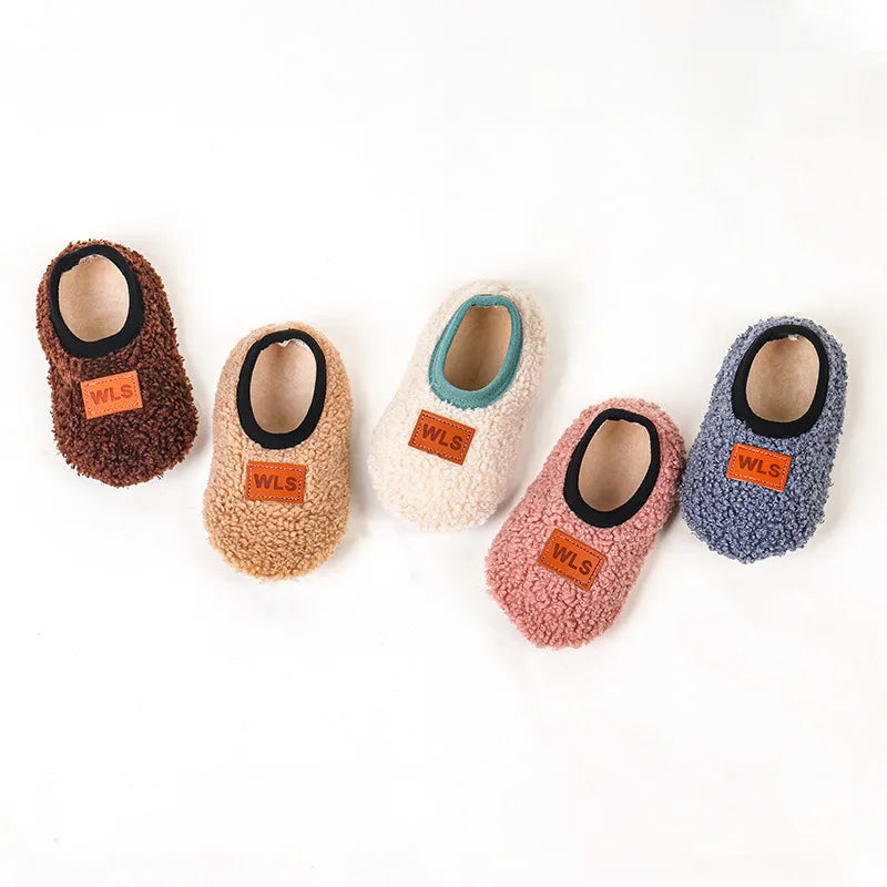Herbst Winter Baby Hausschuhe Kleinkind Plüsch Boden Socke Schuhe Junge Mädchen Kinder Weiche Anti-slip Wanderschuhe Indoor Hause kinder Schuhe