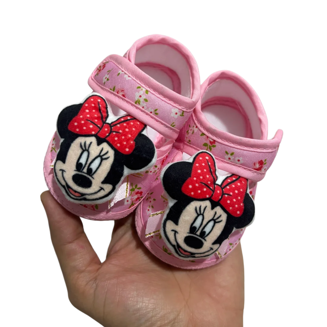 2026 Baby Kaubare Schnuller mit Cartoon-Muster, Staubschutz, Neugeborenen-Stirnband, Niedliche Schuhe, Baby-Fütterungsset 0-8M