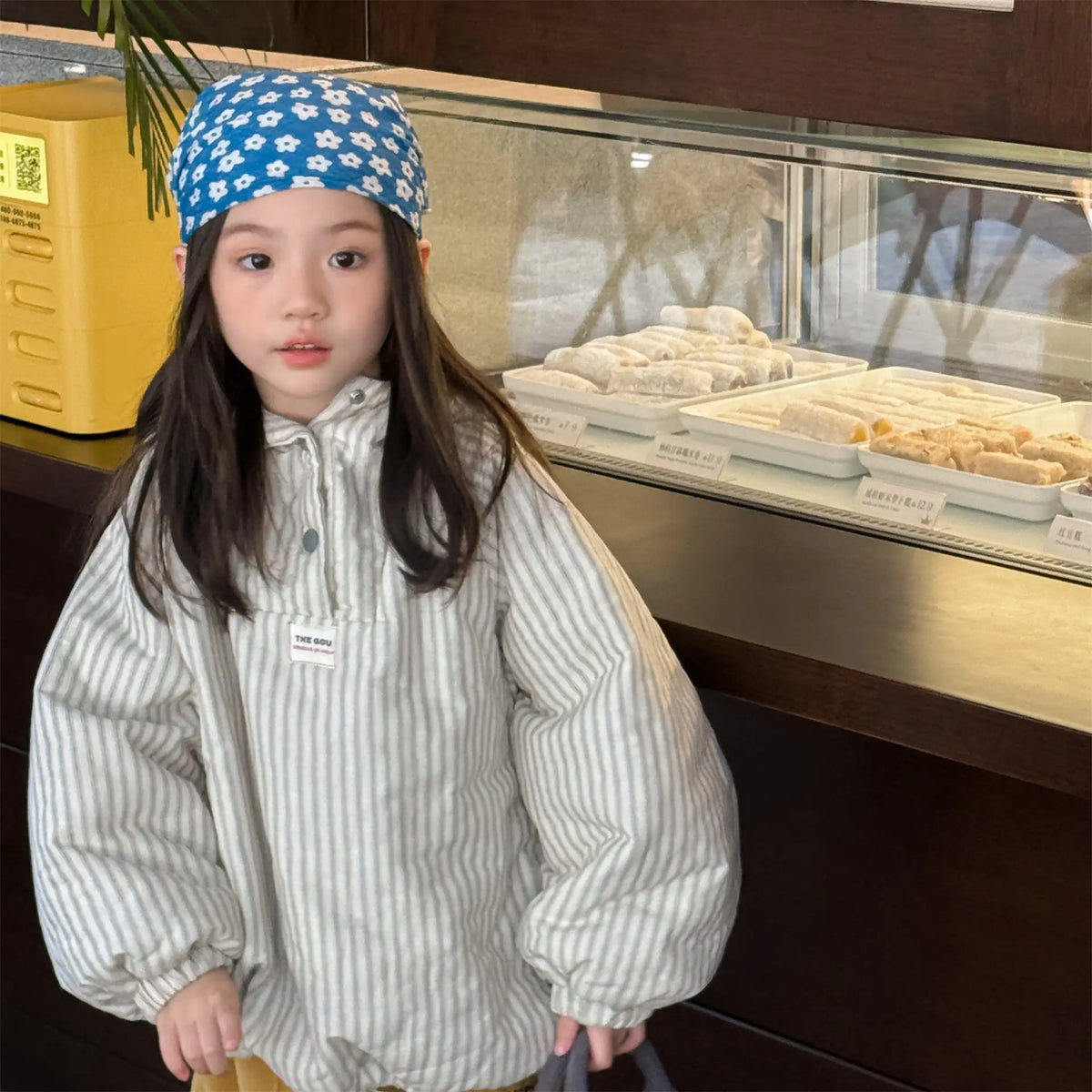 Kindermantel 2026 Winter Neuer Koreanischer Kapuzenmantel mit Wattierung Baby-Mädchen Brotjacke Oberbekleidung
