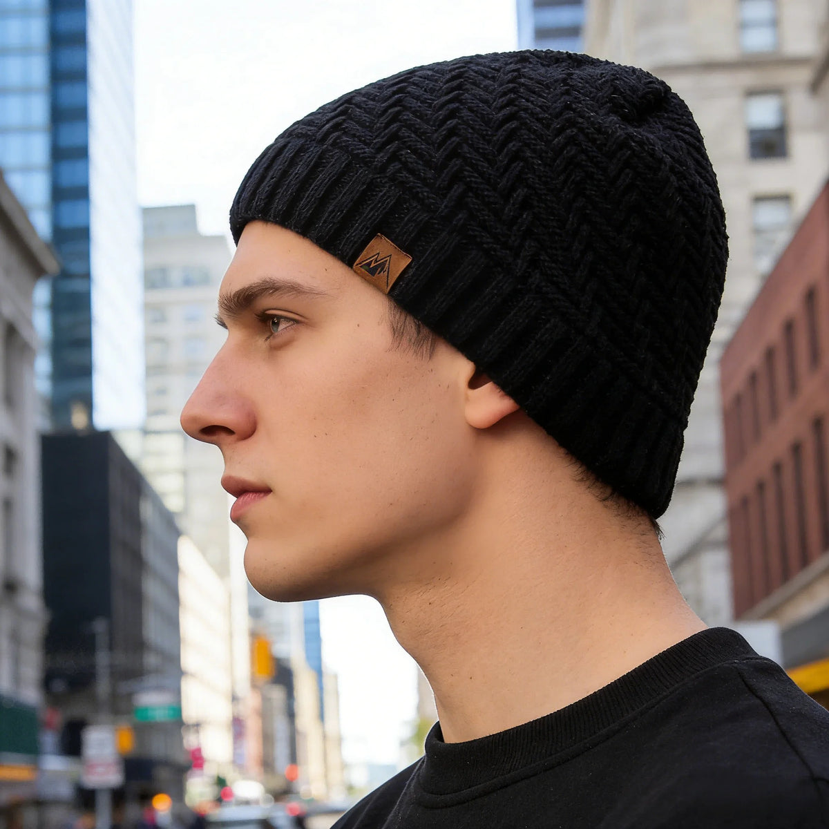 Unisex Peak Labal Wintermützen, modische Strickmützen für Männer und Frauen, Beanie-Mütze, Outdoor-Plüschfell, gefüttert, warme Sportmützen