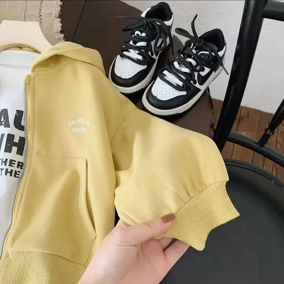 Hochwertiges Kinder-Baumwollmischgewebe-Set 2026 Frühling Herbst Neu Koreanischer Stil Mädchen Jungen Buchstaben Baby Lässiges Kapuzen-Sport-2-Teiler-Set