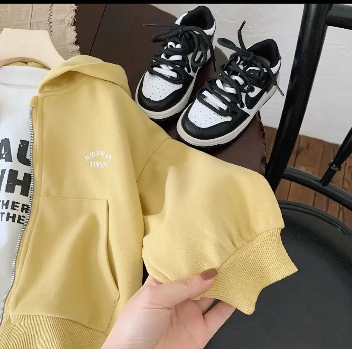 Hochwertiges Kinder-Baumwollmischgewebe-Set 2026 Frühling Herbst Neu Koreanischer Stil Mädchen Jungen Buchstaben Baby Lässiges Kapuzen-Sport-2-Teiler-Set