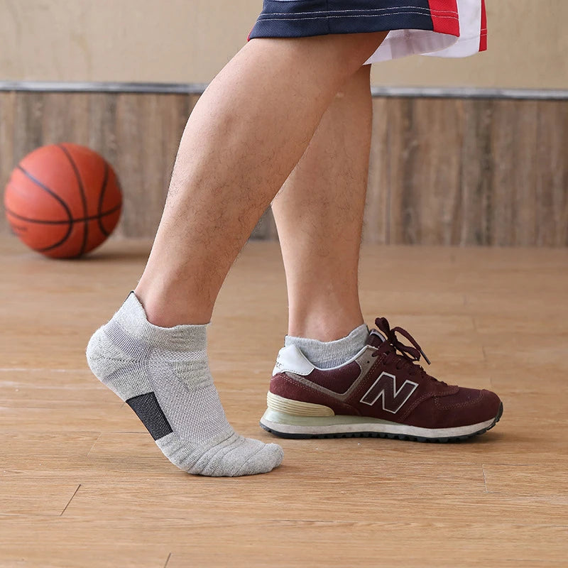 1/3 Pairs Anti-slip Fußball Socken Männer Baumwolle Socke Kurze Lange Röhre Fußball Basketball Sport Socken Atmungsaktive Deodorous socke 39-45