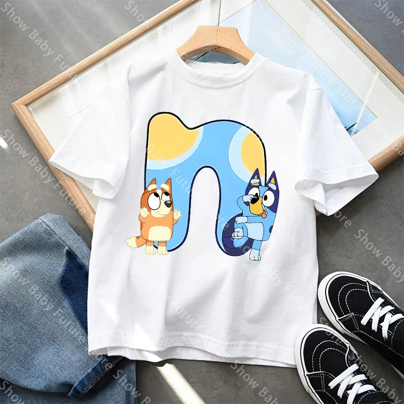 Blueys T-Shirt für Jungen und Mädchen, Cartoon-Buchstaben A-Z, Namenskleidung, Oberteile, Sommer, atmungsaktiv, niedliches Anime-Kurzarmshirt, neue Geburtstagsgeschenke