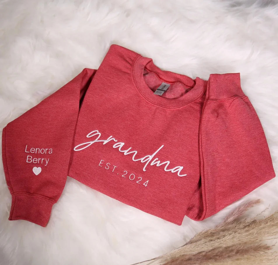 Personalisierter Grandmother Est Hoodie, Nana Outfit, Geburtstagsgeschenk für Oma, individuelles Oma besticktes Sweatshirt mit Namen
