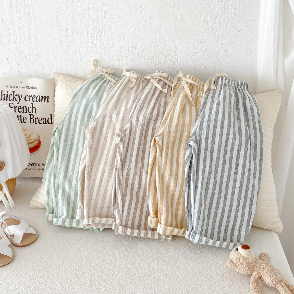 Frühling Sommer Jungen Gestreifte Weite Hosen Baby Mädchen Vintage Lässige Leinen-Baumwoll-Harlan-Hosen Kinder Schnürhose Kinderkleidung