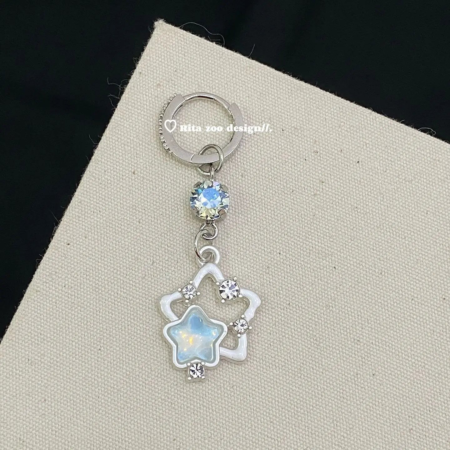 Französischer Süßer Stern-Handyanhänger Y2K Ästhetischer Kristallherz-Anhänger Kawaii Taschenanhänger Trendiger Schmuck Geschenk für Mädchen